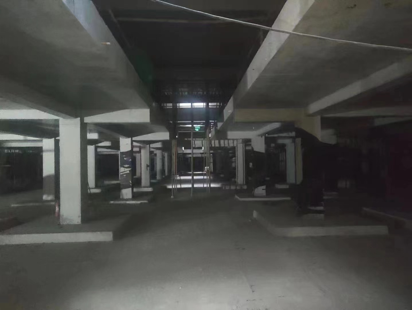 定安山东又一个上海博普LOFT车库拔地而起